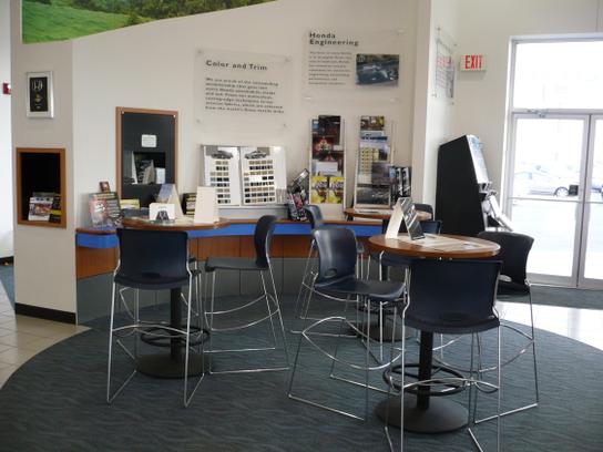 Bill Kay Honda Bourbonnais IL Car Dealership and