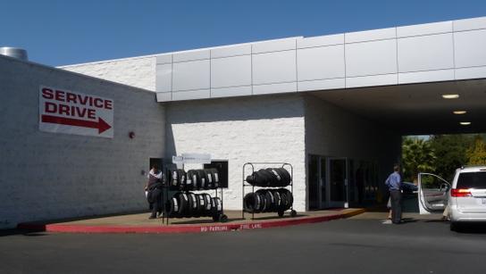 Folsom Lake Toyota : Folsom, CA 95630 Car Dealership, and Auto