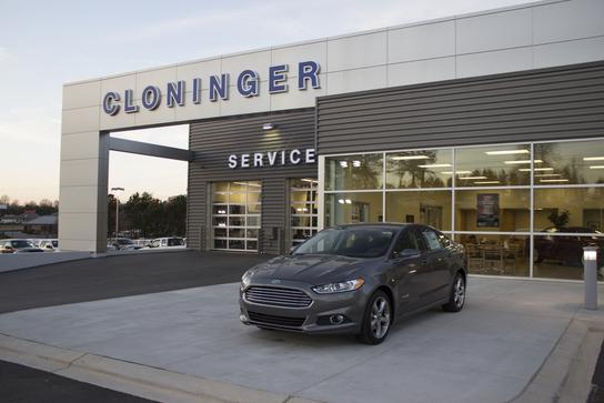 What models of new and used cars are sold at Cloninger Ford?