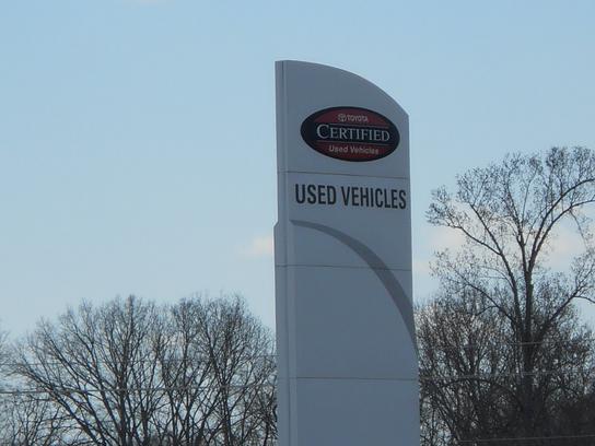 Landers McLarty Toyota : Fayetteville, TN 37334-6687 Car ...