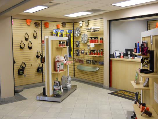 Landers McLarty Toyota : Fayetteville, TN 37334-6687 Car ...