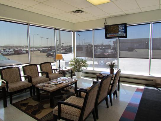 Aberdeen Chrysler Aberdeen Sd 57401 Car Dealership And