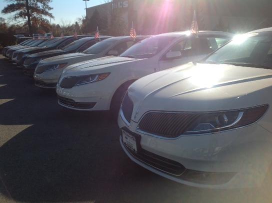 Oxmoor Ford Lincoln : Louisville, KY 40222 Car Dealership ...