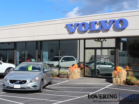 Lovering Volvo of Nashua