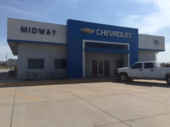 Does Midway Motors in McPherson, Kansas, have good reviews?