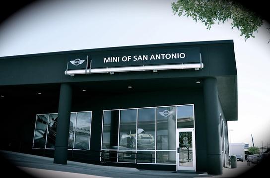 Mini of San Antonio