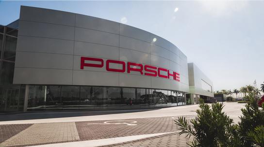 Porsche West Broward