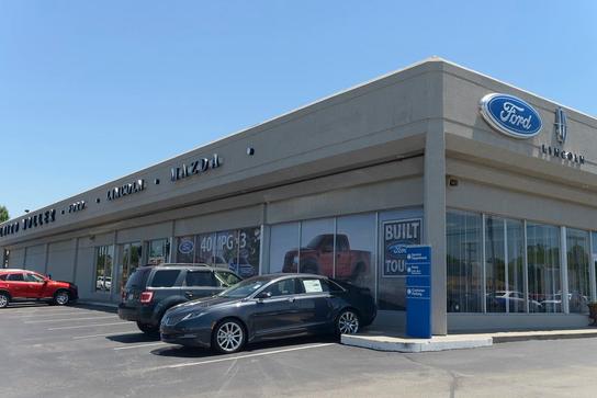 Laird Noller Automotive - Lawrence