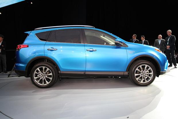 2016 Toyota RAV4 Hybrid: New York Auto Show - Autotrader