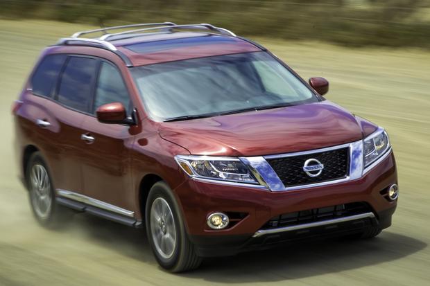 Nissan rogue s sl difference #8