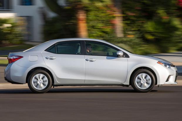 which is better toyota corolla or hyundai elantra #7