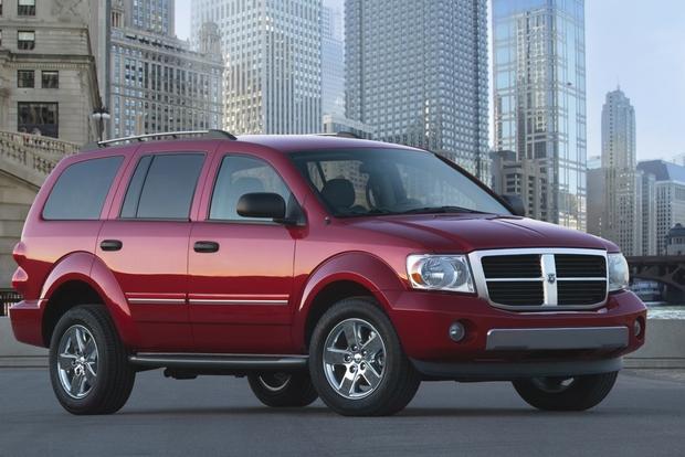 What were some highly-rated vehicles from 2014 in terms of towing capacity?