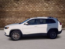 Used 2019 Jeep Cherokee Latitude Plus w/ Cold Weather Group