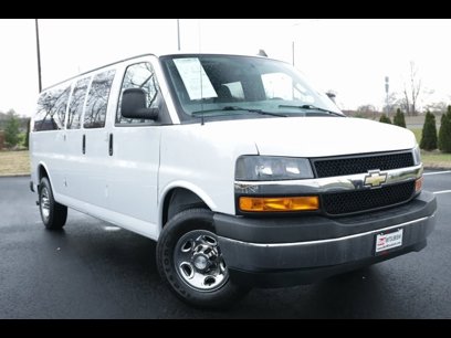 Used 2018 Chevrolet Express 3500 LT - 600111724