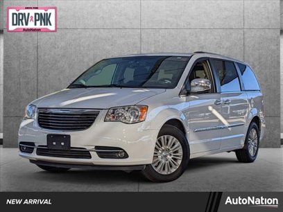 Used 2015 Chrysler Town & Country Limited Platinum - 624915748