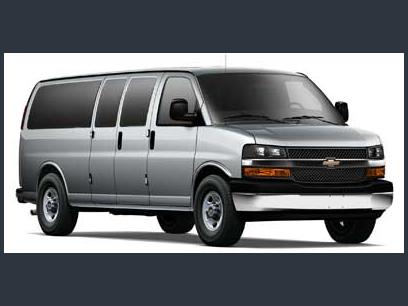 2017 chevrolet express 3500 lt