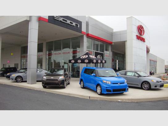Freedom Toyota Scion Car Dealership In Hamburg Pa 19526 Kelly Blue Book