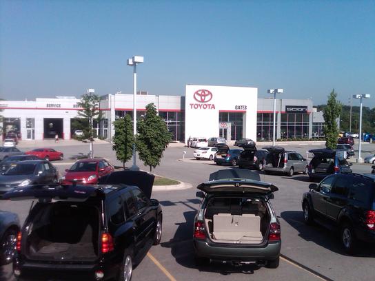 Gates Toyota Gatesdelivers Com Car Dealership In South Bend In 46614 Kelley Blue Book