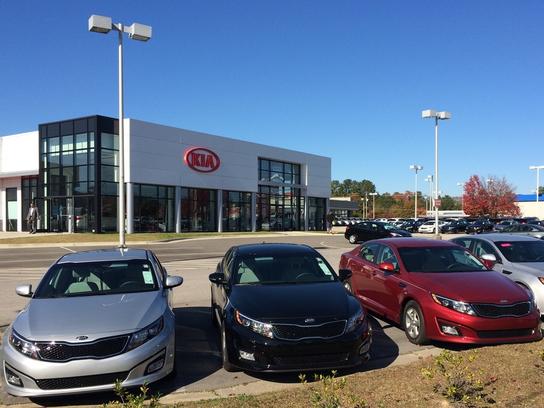 Fayetteville Auto Mall Car Dealership In Fayetteville Nc 28314 Kelley Blue Book