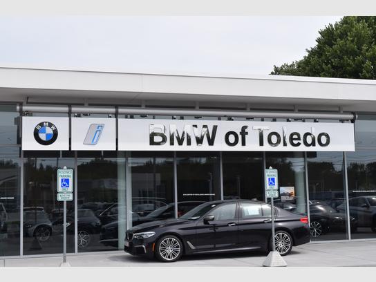 BMW of Toledo car dealership in Toledo, OH 43617 | Kelly Blue Book