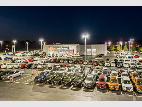 Autocenters Nissan Wood River Il 62095 Car Dealership And Auto Financing Autotrader