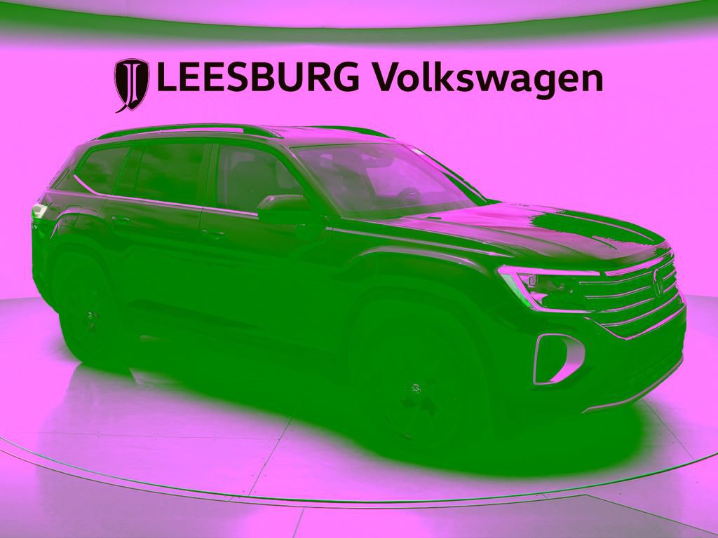 Certified 2025 Volkswagen Atlas SE w/ Black Wheel Package