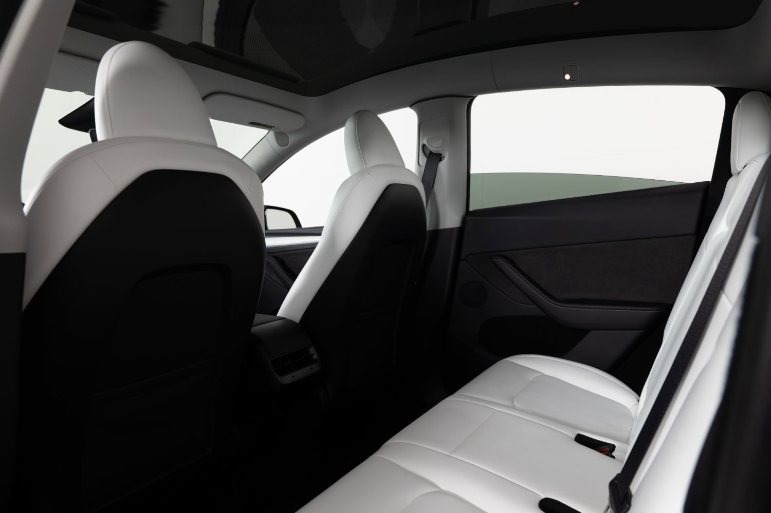 2024 Tesla Model Y Performance