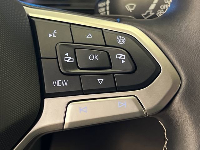 2025 Volkswagen Atlas SE