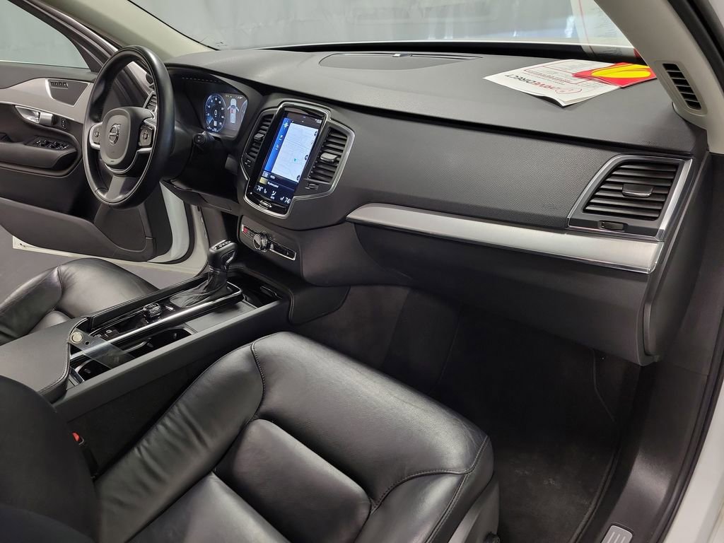 2022 Volvo Xc90 T5 Momentum