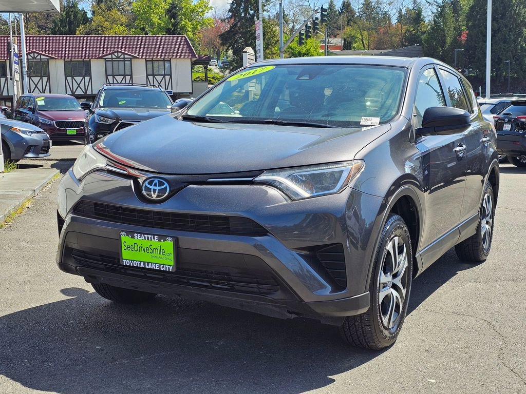 2017 Toyota RAV4 LE