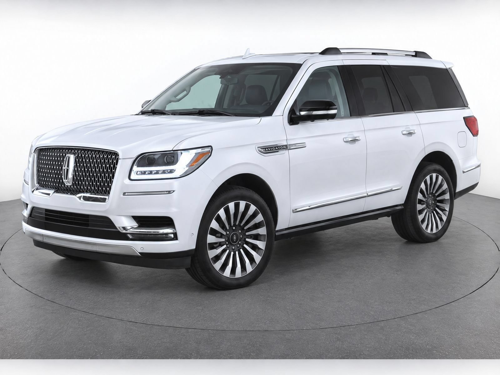 Used 2018 Lincoln Navigator Reserve w/ Technology Package