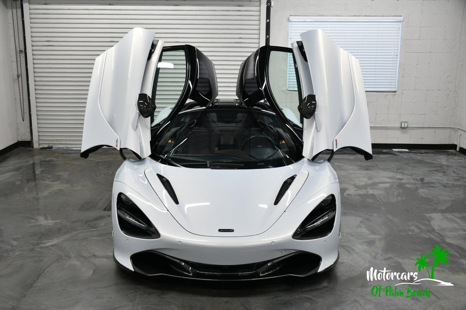 Used 2018 McLaren 720S photo 21