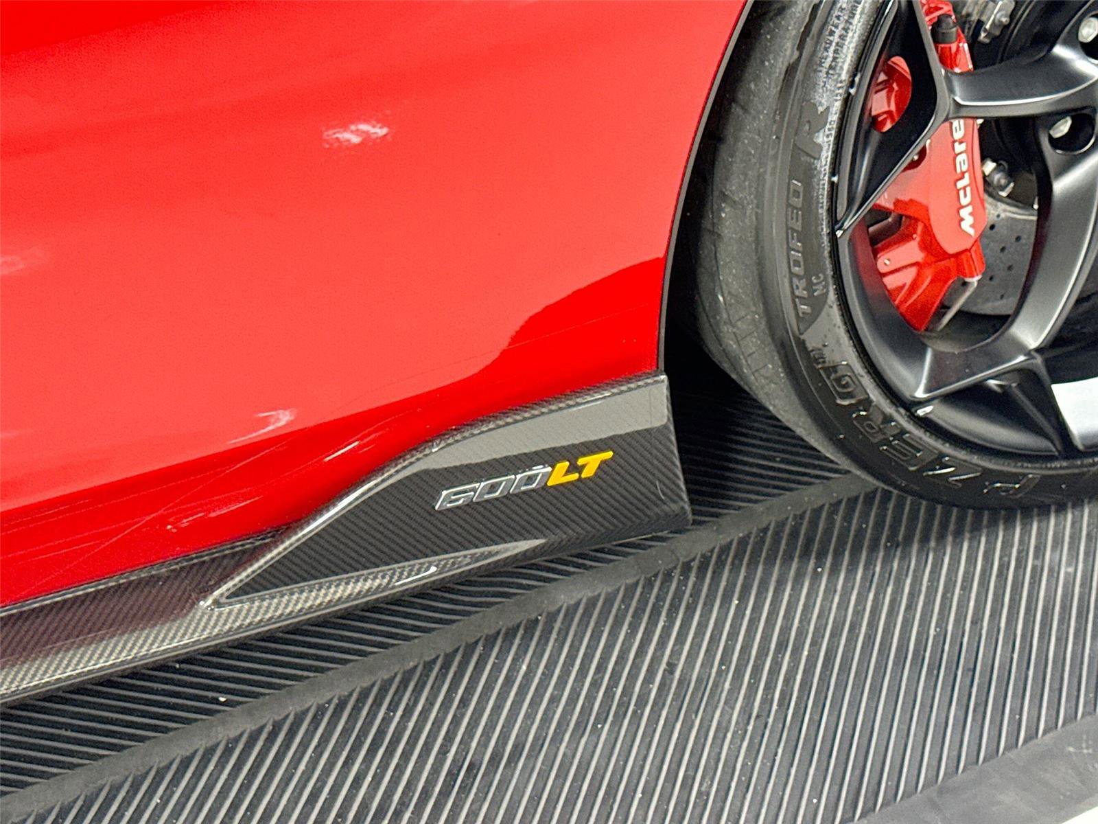 Used 2019 McLaren 600LT photo 33