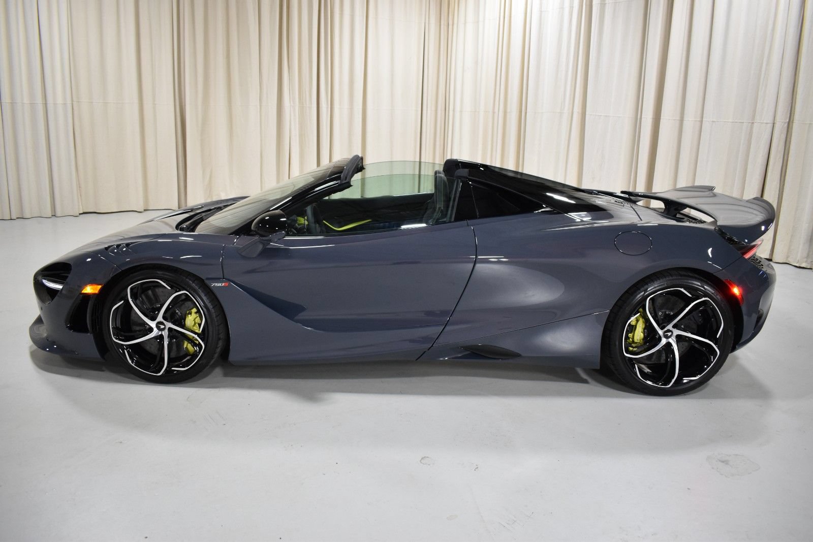 New 2027 McLaren 750S Spider photo 8