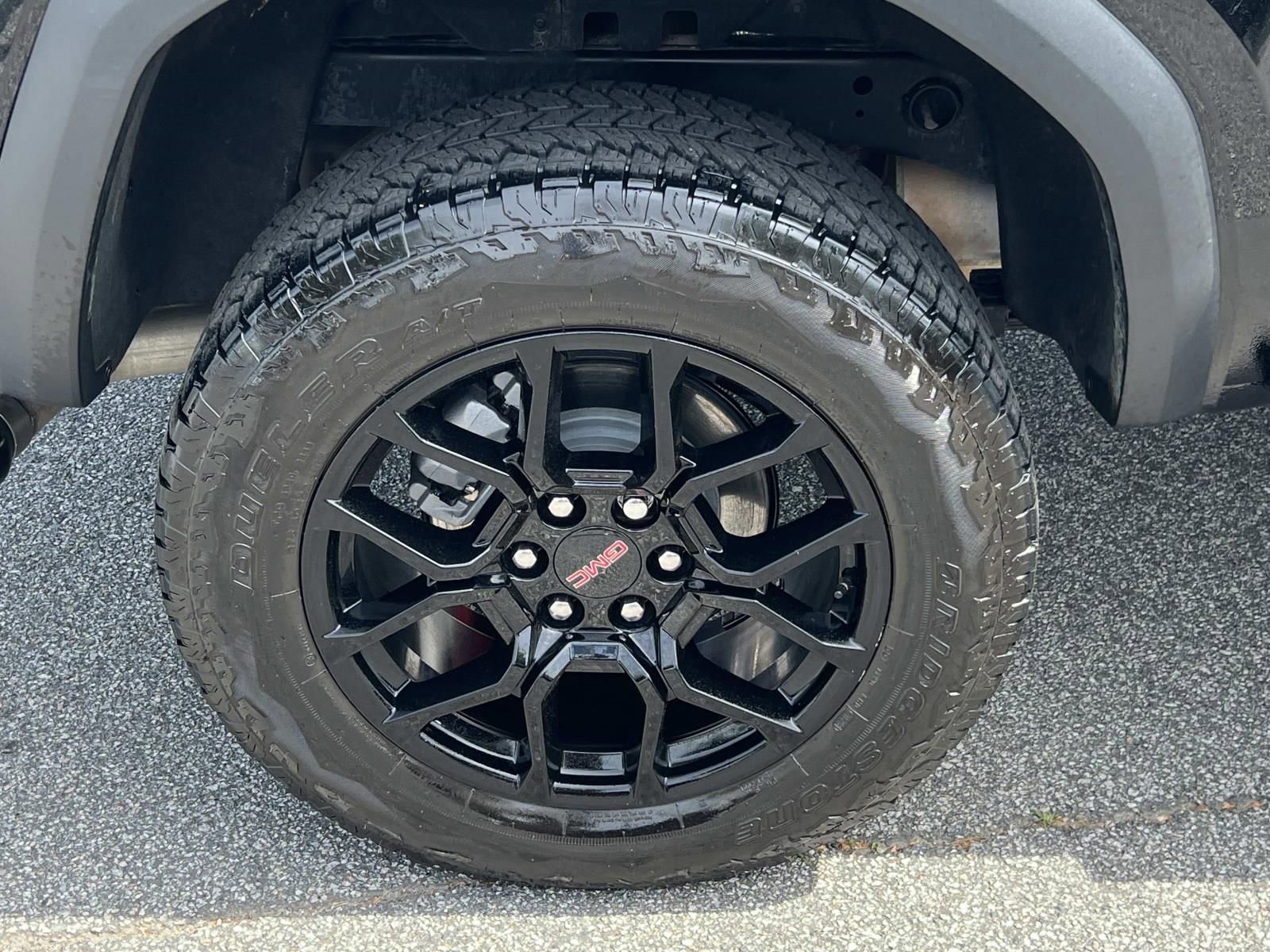 2024 GMC Canyon Denali