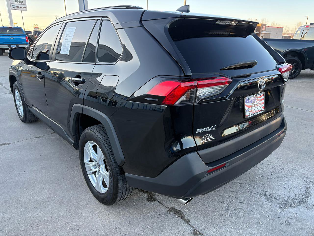 2021 Toyota RAV4 XLE