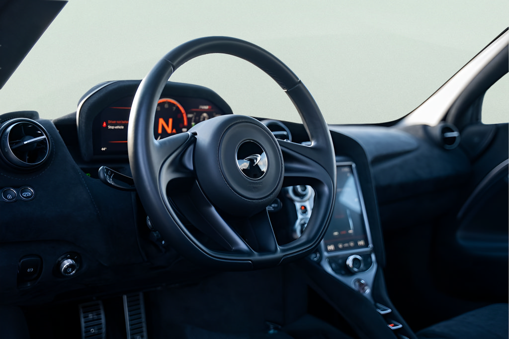 Used 2020 McLaren 720S Spider photo 40
