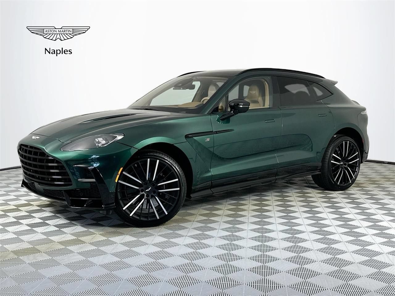 New 2026 Aston Martin DBX 707