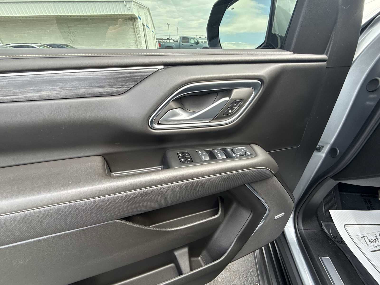 2024 GMC Yukon XL SLT