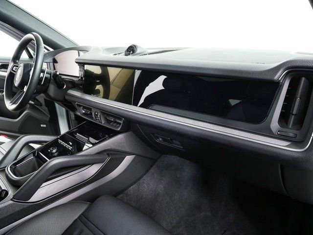 2024 Porsche Cayenne Coupe