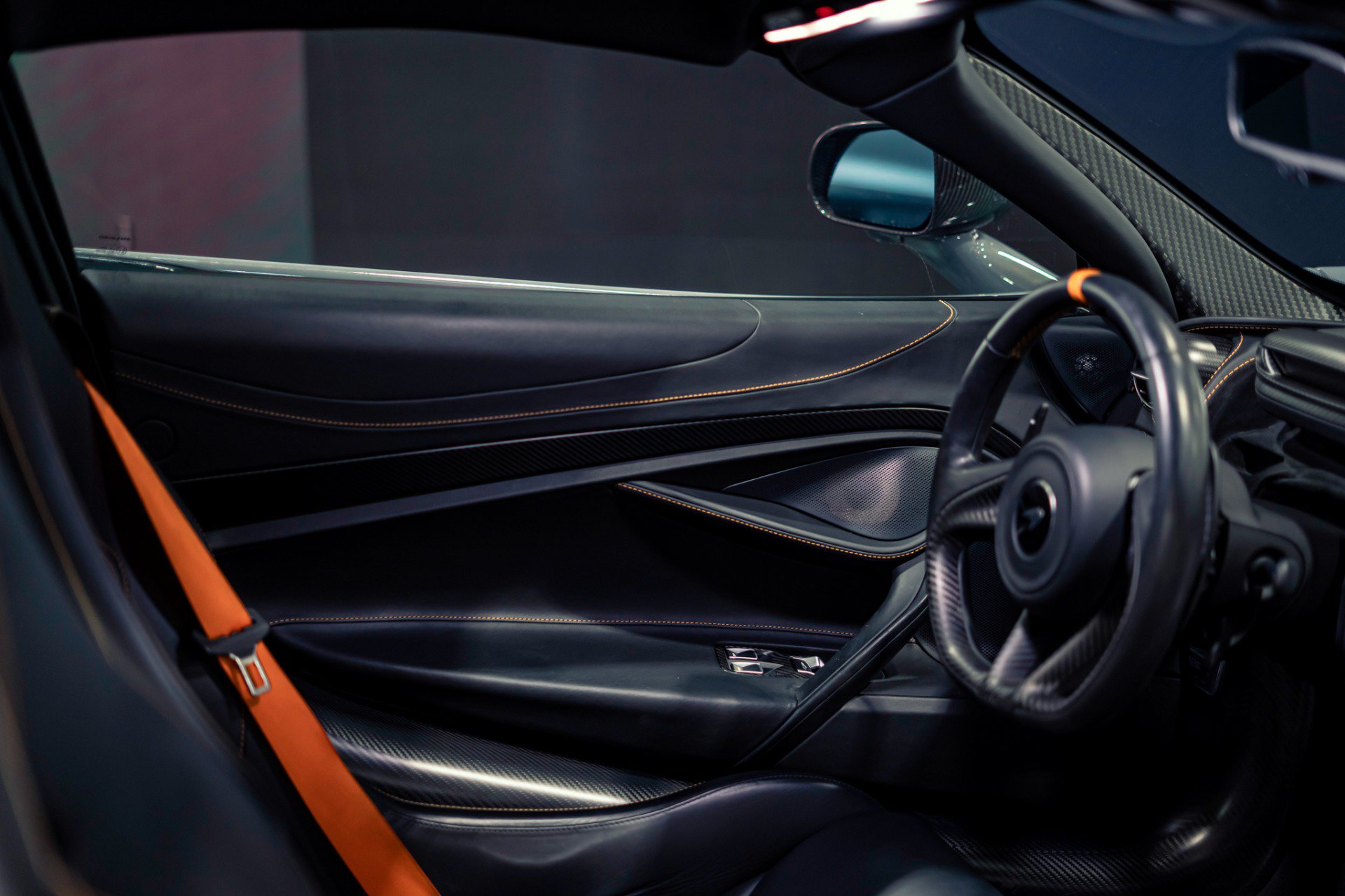 Used 2021 McLaren 765LT photo 10
