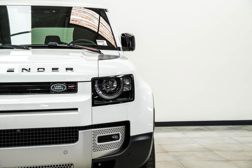 2025 Land Rover Defender 110 S