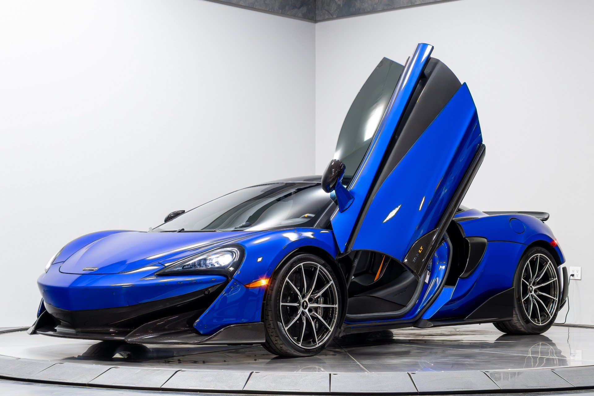 Used 2019 McLaren 600LT 3