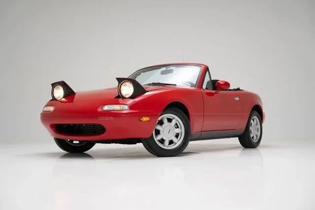 Used 1990 MAZDA MX-5 Miata 2D Convertible