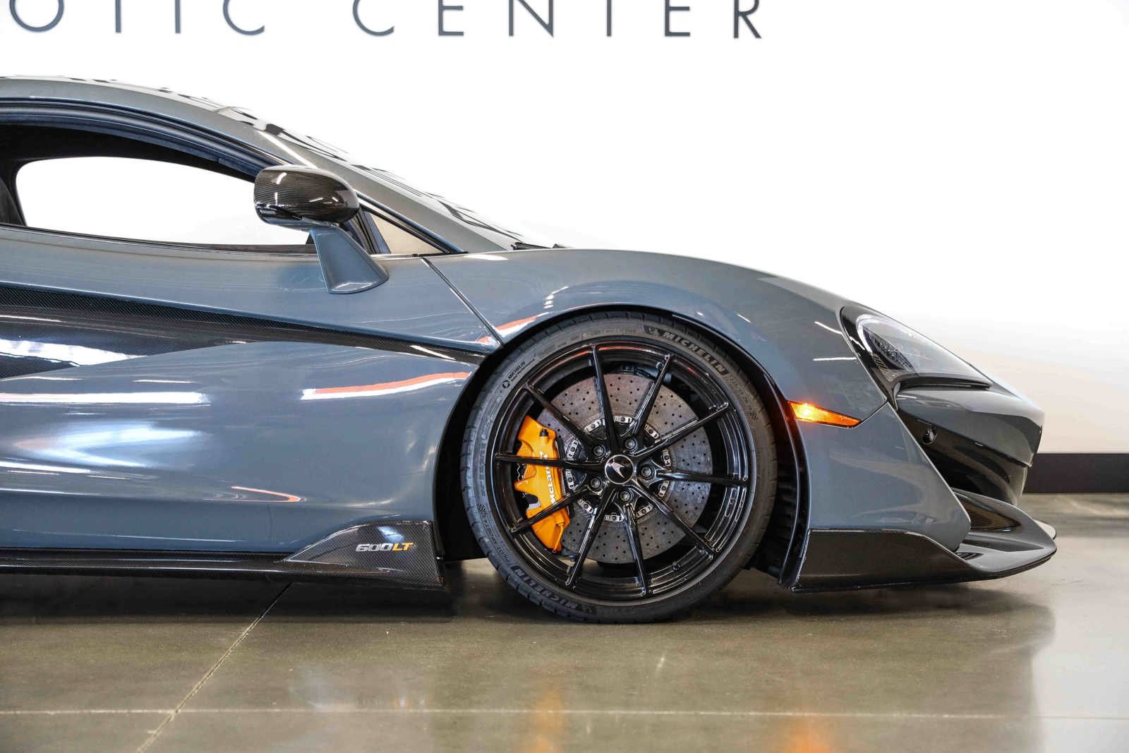 Used 2019 McLaren 600LT photo 18