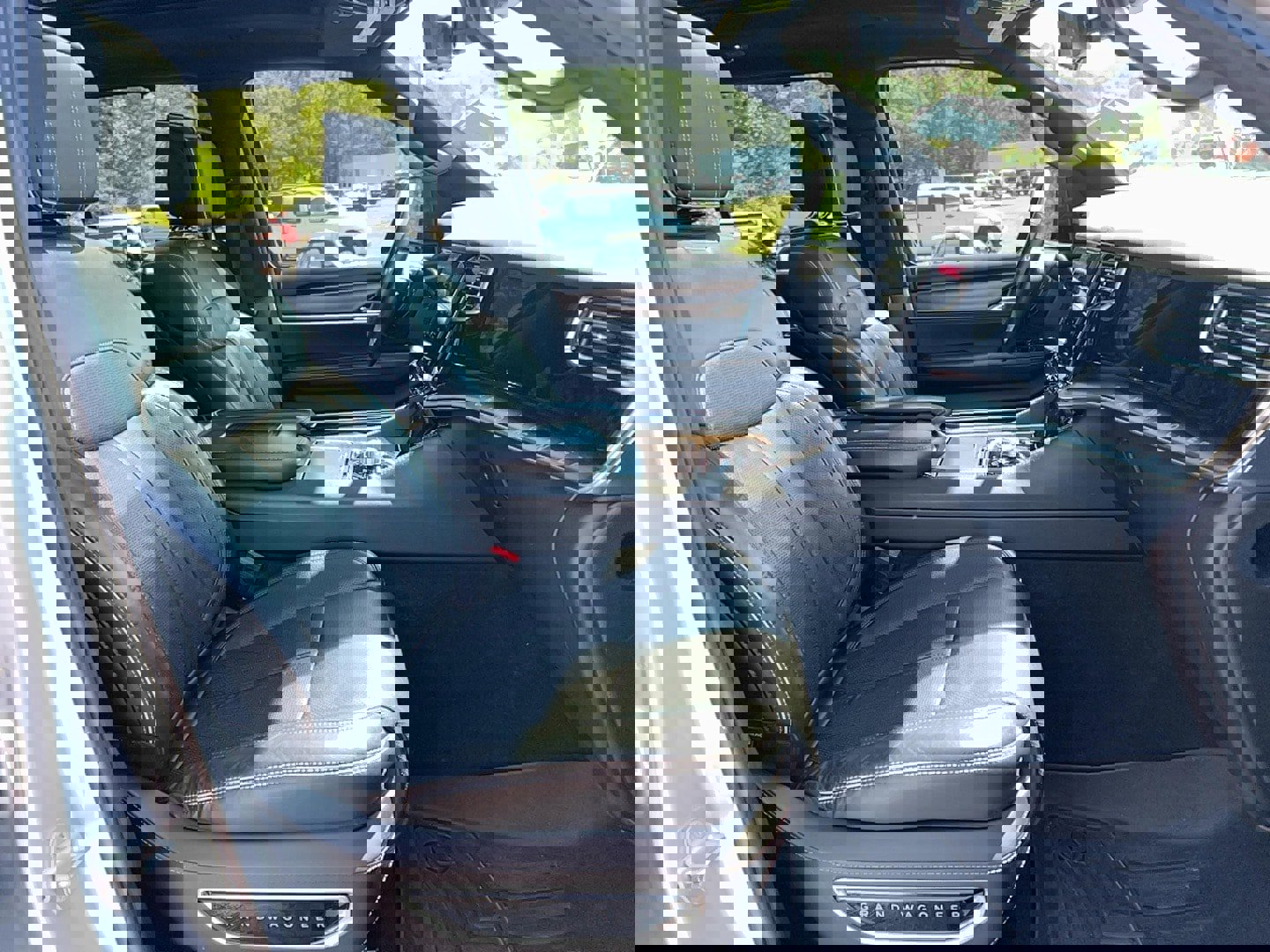 2022 Jeep Grand Wagoneer Series II