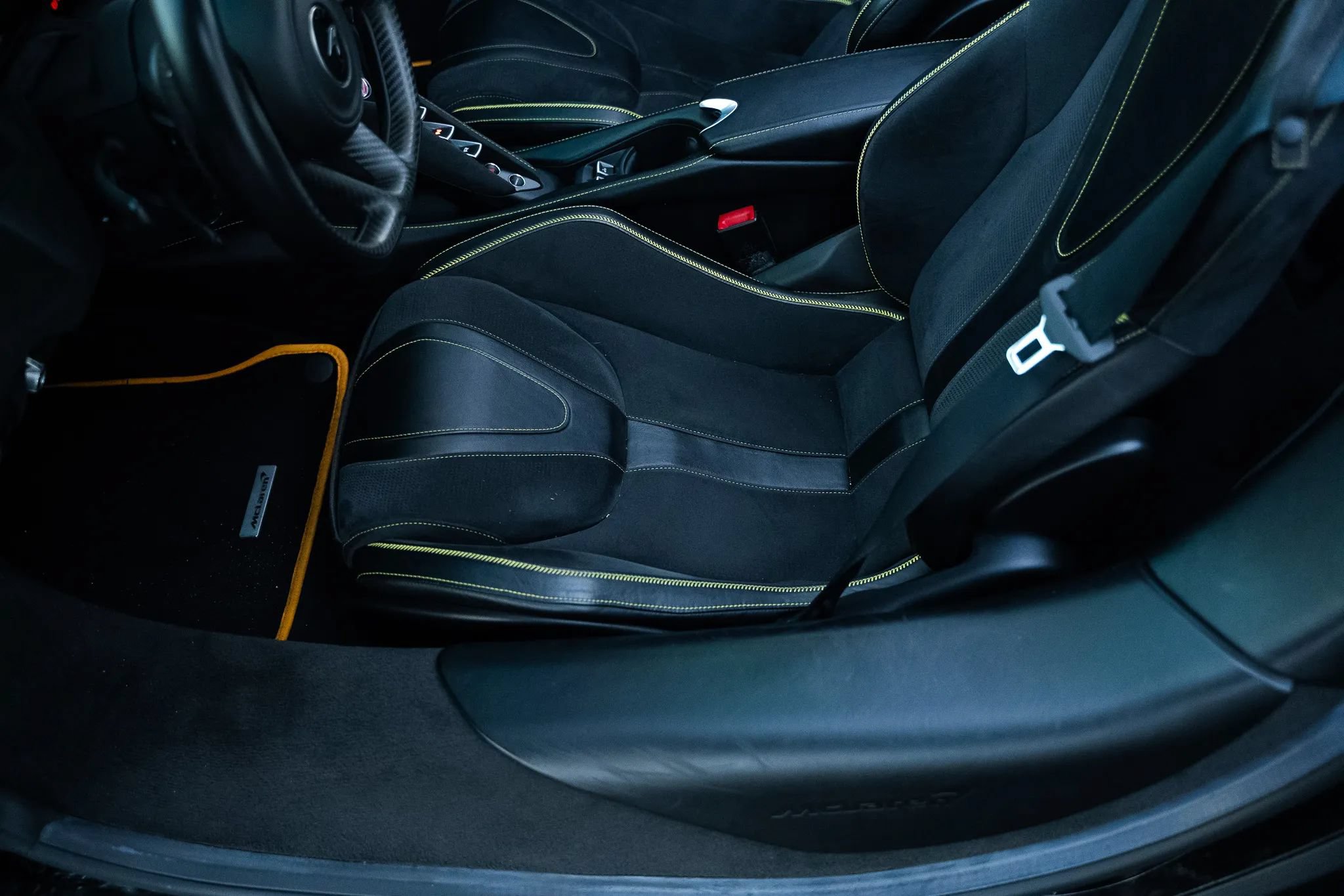 Used 2020 McLaren 720S Spider photo 28
