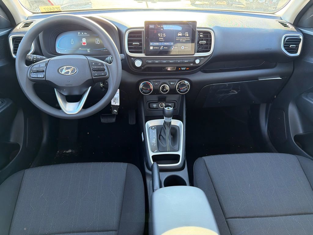 2026 Hyundai Venue SE