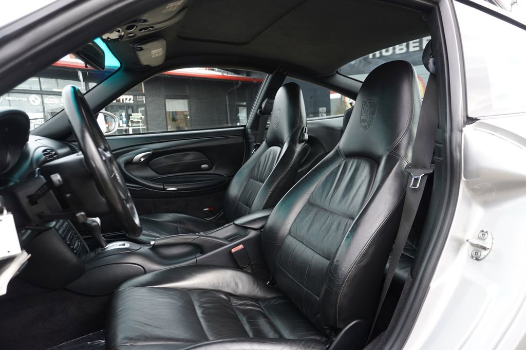 2001 Porsche 911 Carrera