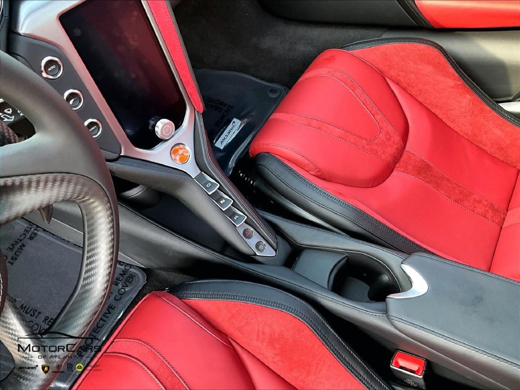 New 2027 McLaren 750S photo 8